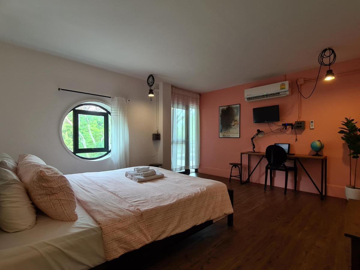 Bangsaen Hand Hotel מראה חיצוני תמונה
