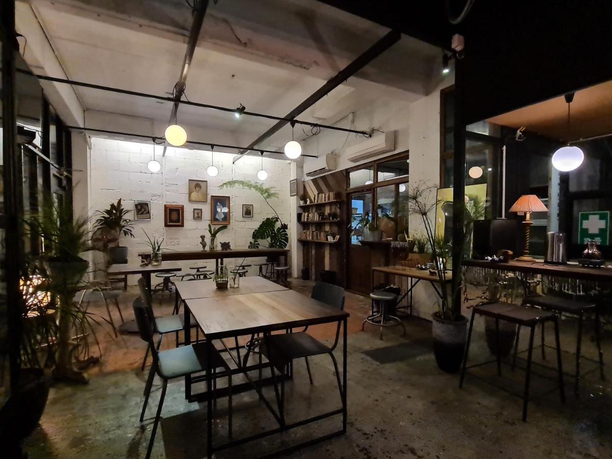Bangsaen Hand Hotel מראה חיצוני תמונה